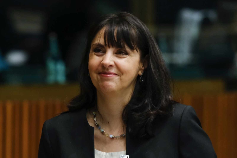 Социалният министър: Минималната заплата няма да бъде намалена