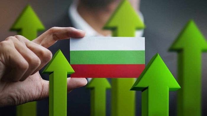 Бюджетният дефицит достигна драматичните 2,4 млрд. евро към края на юни