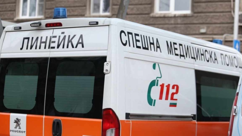 Двама паднаха във водата с мотоделтапланер край Несебър