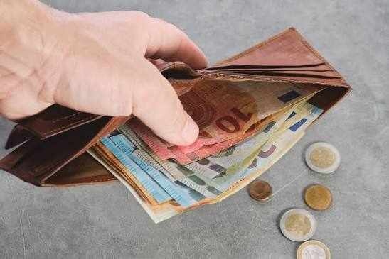 Благоевград остава с най-ниската средна заплата в страната – 996 евро