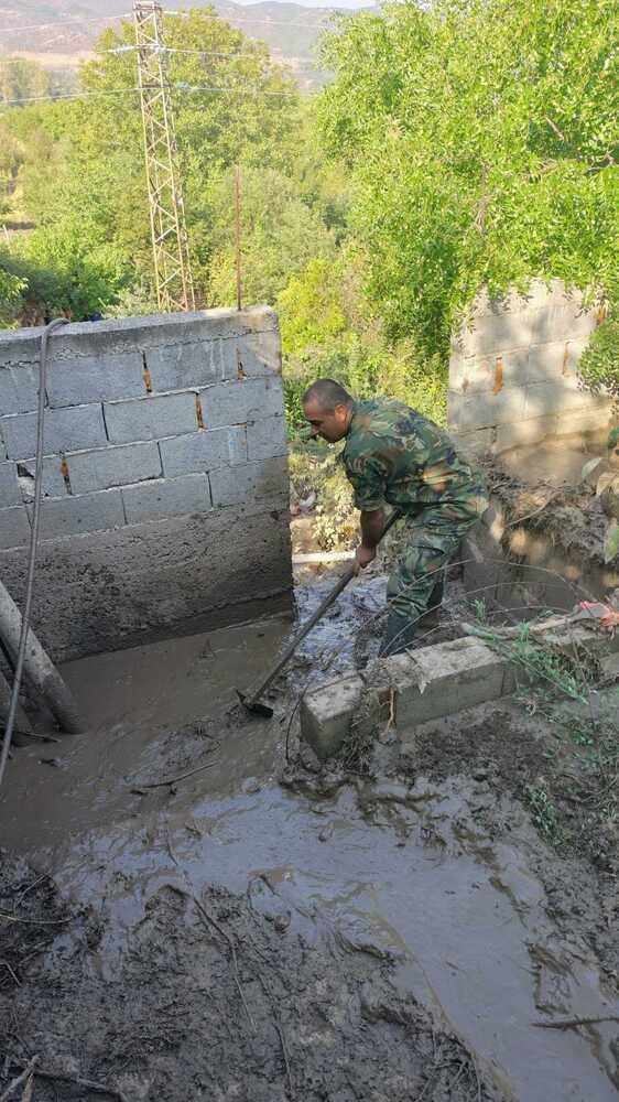 22 военнослужещи и техника помагат за разчистването след наводненията в Струмяни