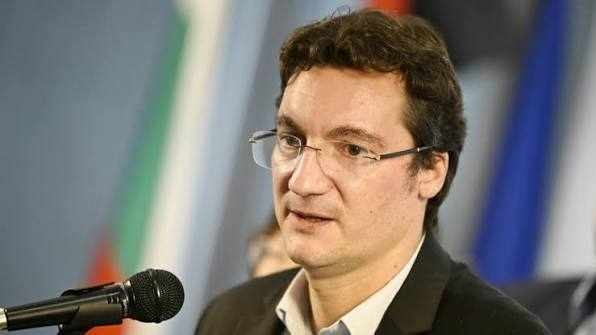 БСП потвърди подкрепата си за кандидатурата на Йотова за президент, създаден е национален предизборен щаб