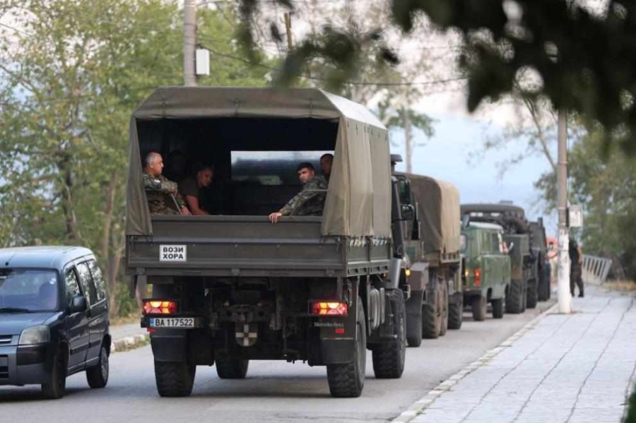 Край на мисията: 185 военнослужещи девет дни разчистваха щетите от наводнението в Струмяни