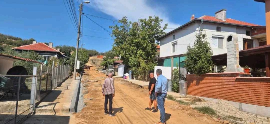 Подменят водопроводи и обновяват улици в село Дрангово
