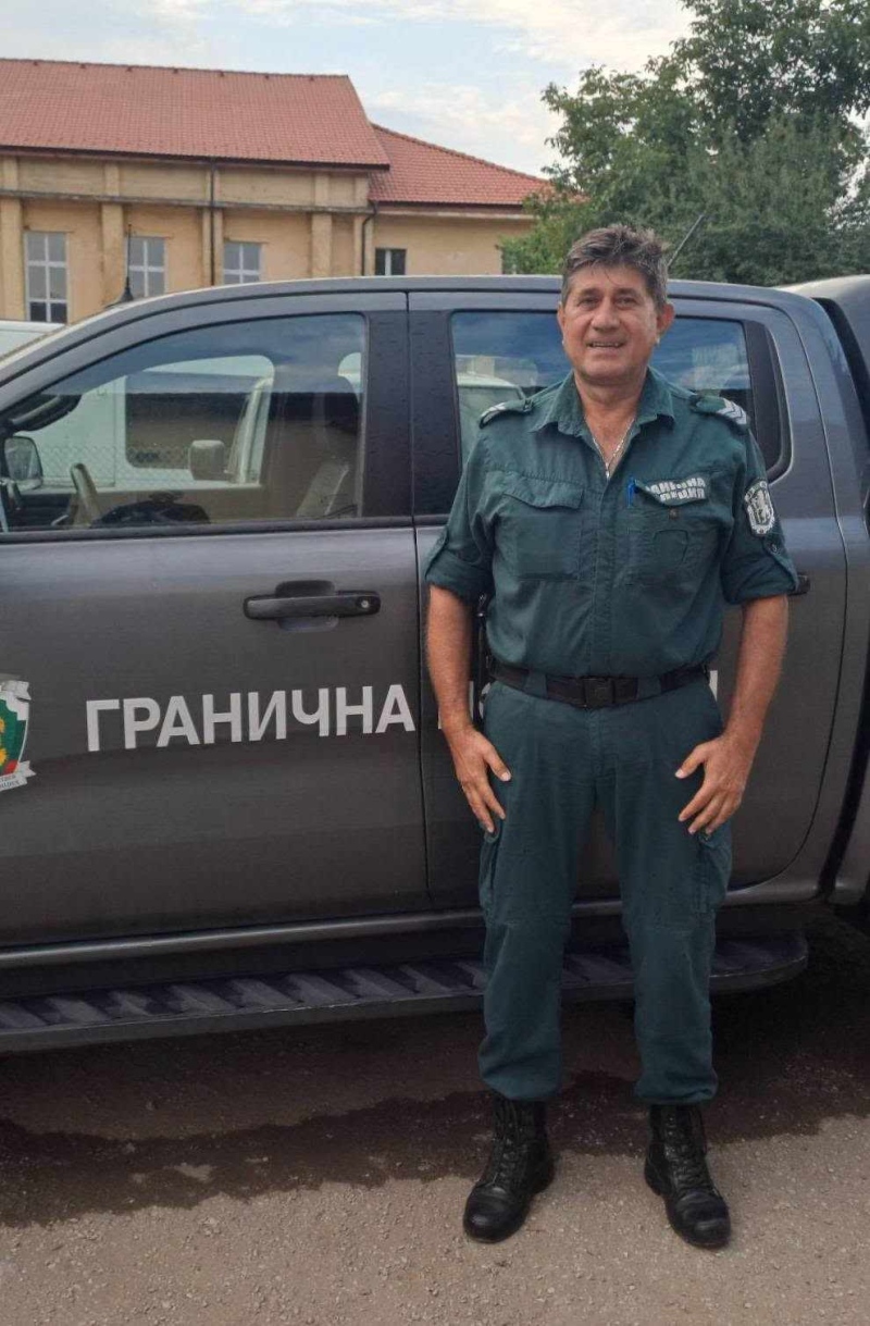 Пет минути между живота и смъртта: Двама гранични полицаи спасиха 5-годишно дете в Приморско