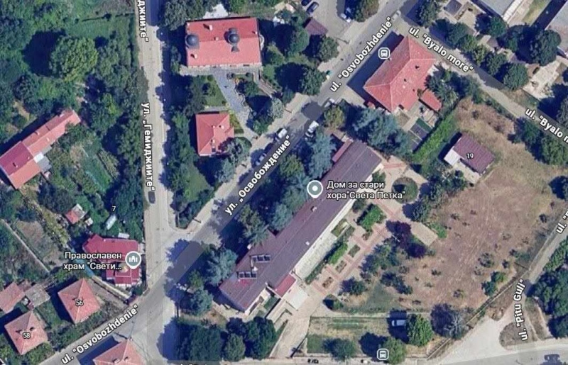Заради дъжда: Отлагат събора в „Струмско“, променят движението в Благоевград