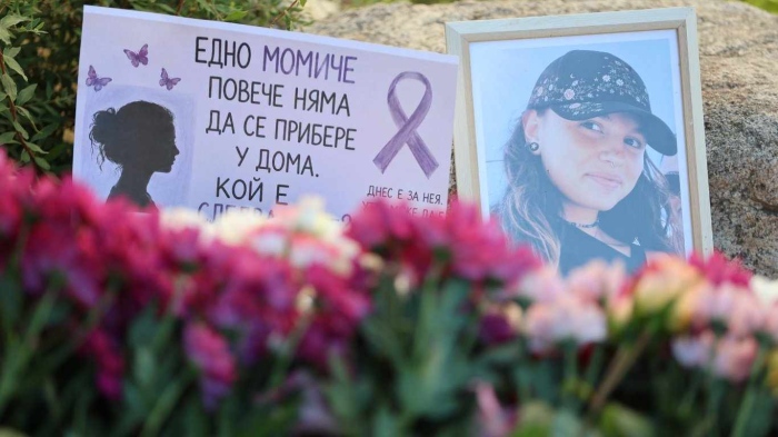 4 месеца без отговор как е загинала Ивана! Бащата на 16-годишното момиче от Благоевград: не е вземала дрога, била е хапана
