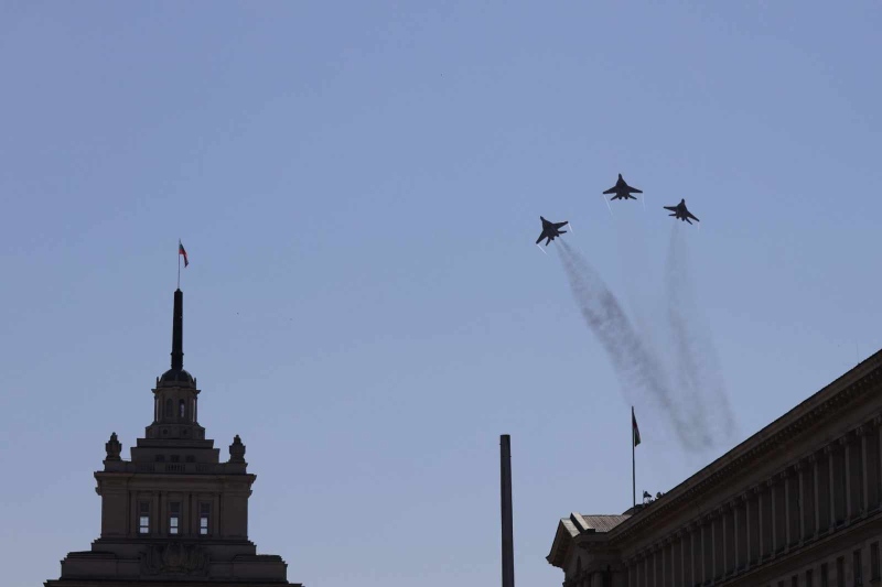 МиГ-29 и F-16 ще ескортират „Спартана“ с тленните останки на цар Самуил
