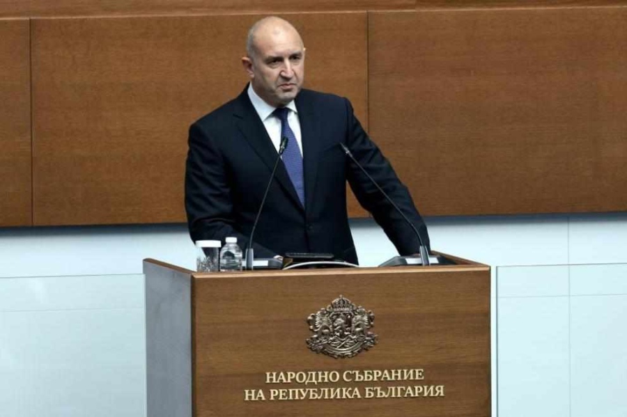 Радев: Имаме фактурите за полети за 5 млн. евро, ясно е коя фирма е закупила самолета