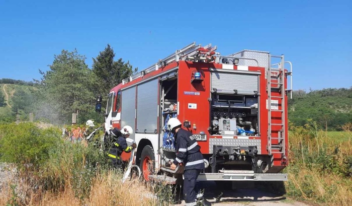 12 пожара в Кюстендилско за дни, огънят край Пиперево засегна 1200 декара