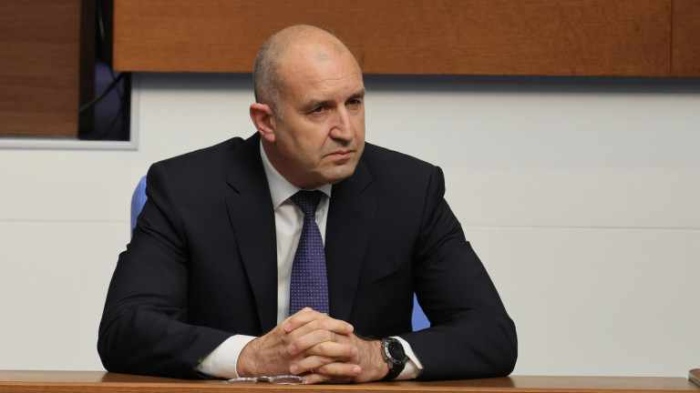 Без паника за горивата: „Лукойл“ разполага със суровина до средата на декември