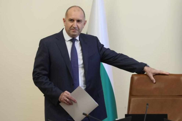 Радев за Бюджет 2027: Фокус върху семействата и децата, ръст на заплати и пенсии