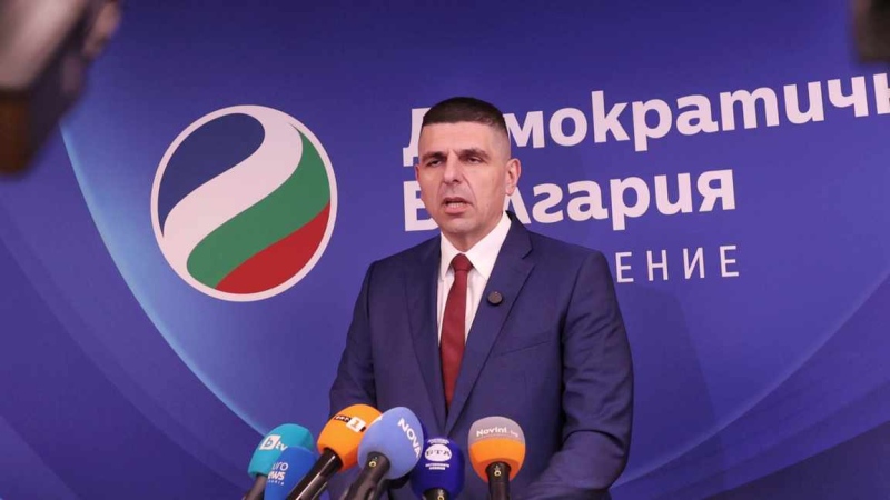 „Тръгвайте си. И не чакайте повече\